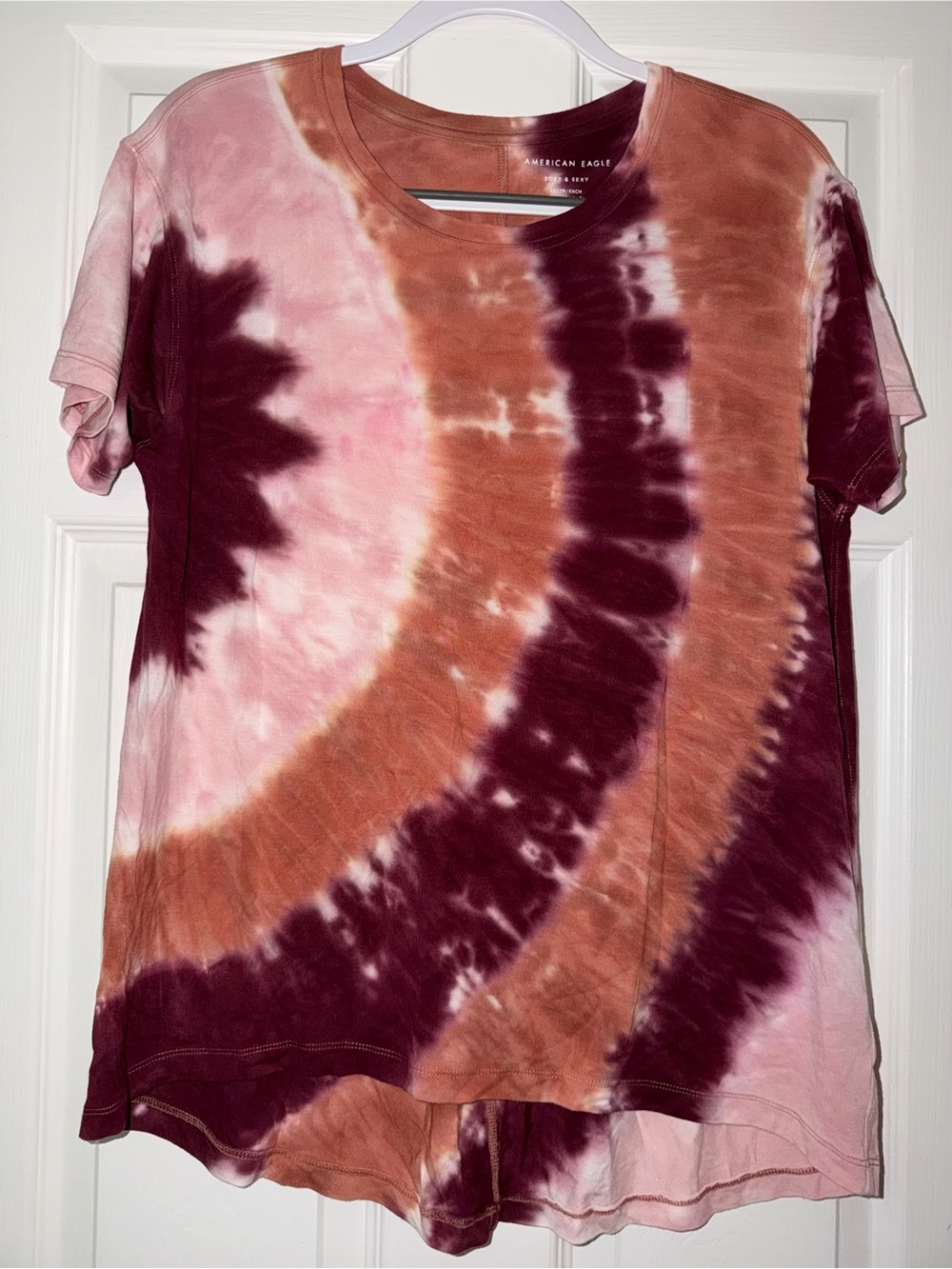 American Eagle Outfitters Tie-Dye Short Sleeve Tee in Pink, Burgundy & Rust